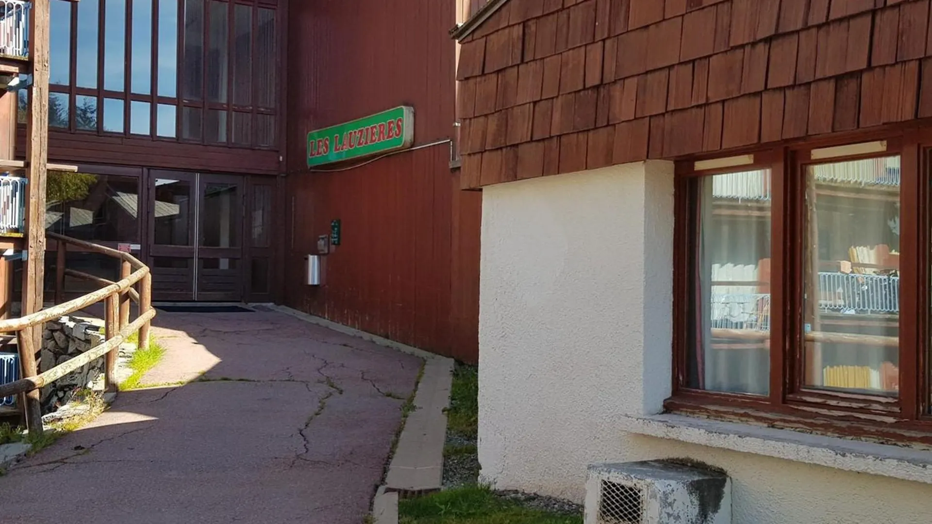 Appartement 7 Pers. Avec Balcon Skis Aux Pieds, Proche Commerces Et Telesieges - Arc 1800 - Fr-1-411-240 Les Arcs  Apartamento Les Arcs (Savoie)